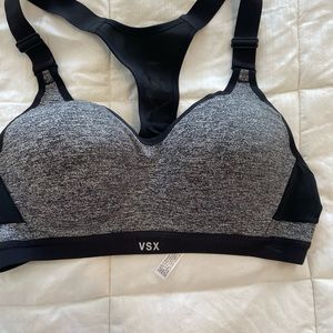 Victoria’s Secret Sports Bra 34B